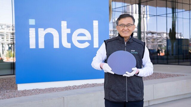 Apple and Intel Reach Preliminary Agreement on Chip Manufacturing