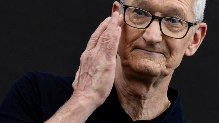 Apple Negotiates for Memory Chips from China