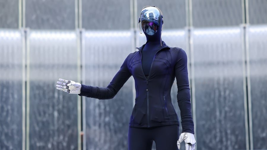 Autohersteller investieren in humanoide Roboter