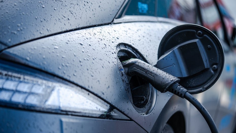 Bundesregierung prüft Spionageverdacht bei E-Autos