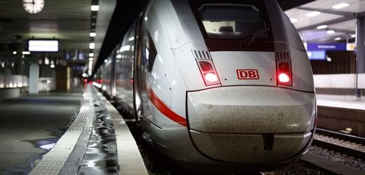Nationwide Train Standstill at Deutsche Bahn