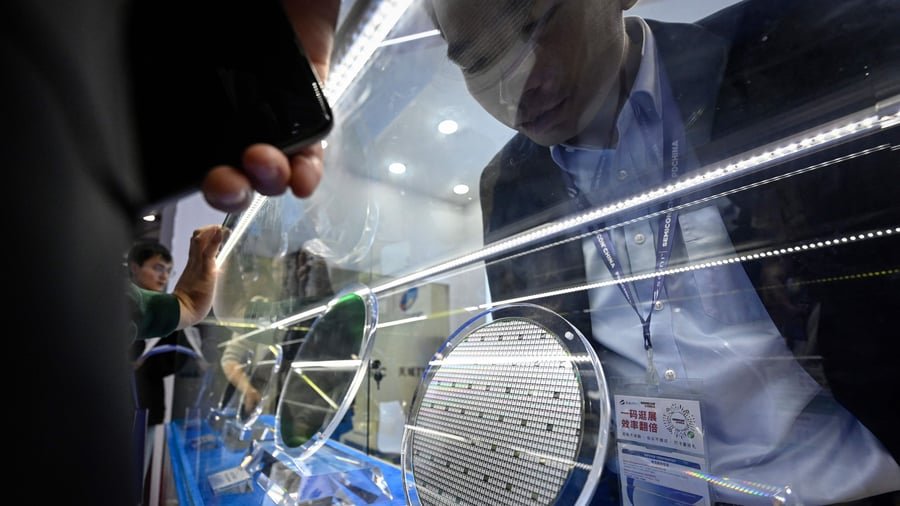 EU Tightens Sanctions Against Yangjie