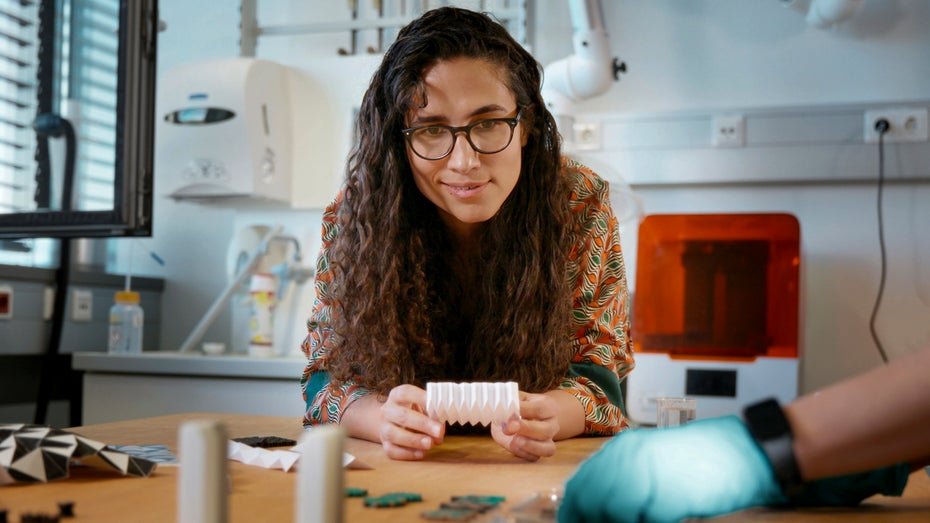 Engineer Buse Aktaş Receives 'For Women in Science' Award