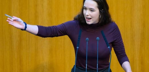 AI-Generated Nude Images of EU Parliamentarians Online