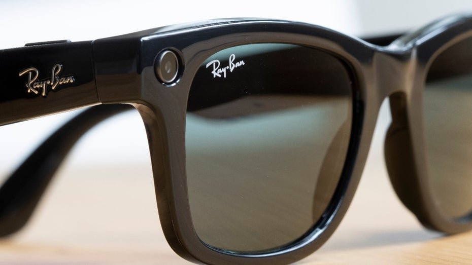 Meta Updates Smartglasses to Prevent Secret Recordings