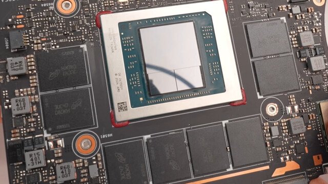 New Ryzen AI Max+ Pro 495 with 192 GByte RAM Introduced