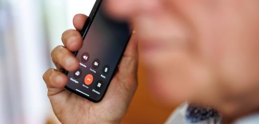 Security Risk from Mobile Phone Calls in Germany