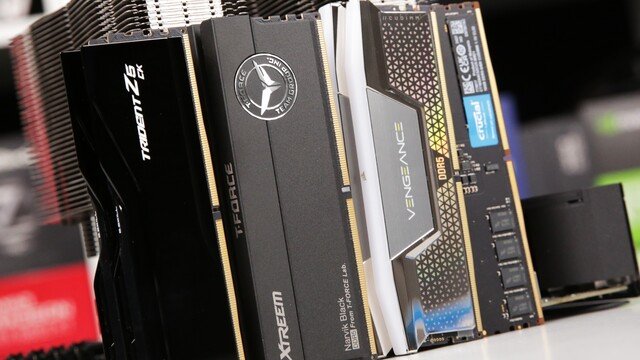 Memory Crisis Threatens PC and Smartphone Markets